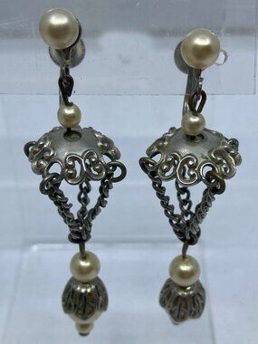 Vtg Rare faux pearl silver tone cage dangle Miriam Haskell style screw earrings